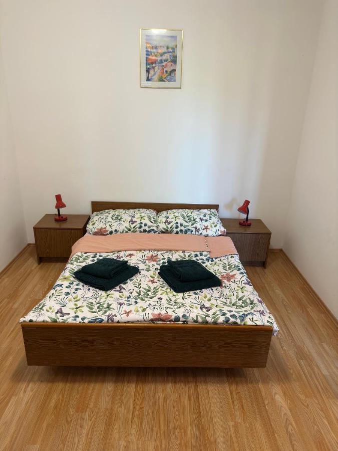 Apartmani Marko Novalja Zewnętrze zdjęcie