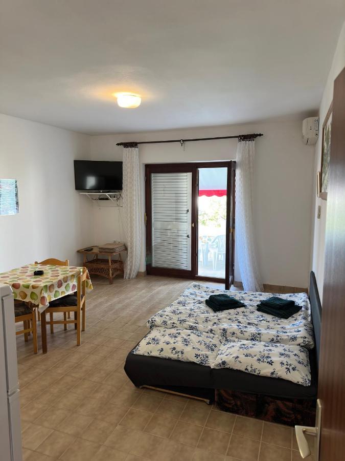 Apartmani Marko Novalja Zewnętrze zdjęcie