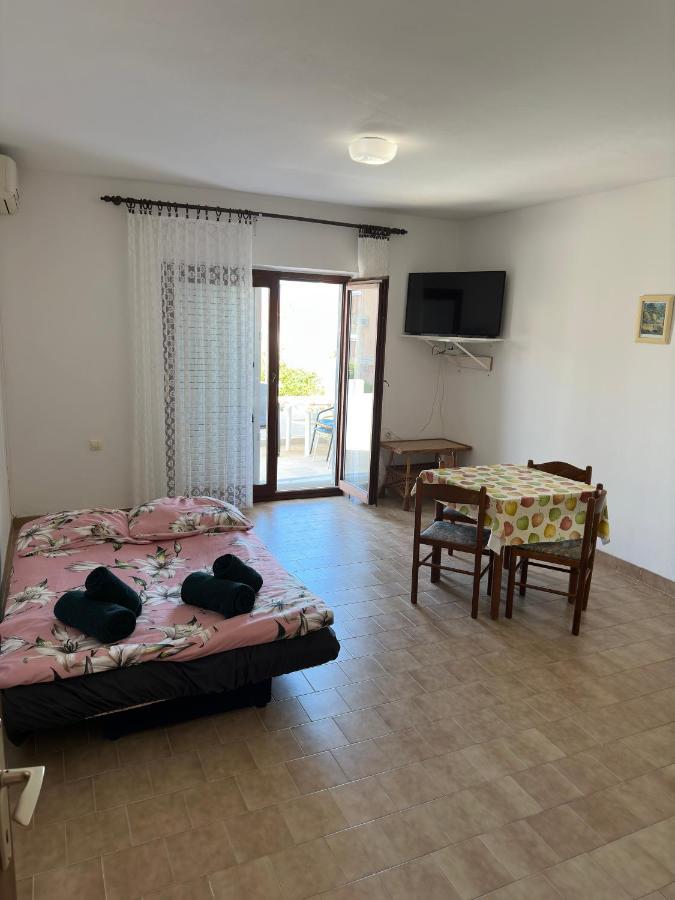 Apartmani Marko Novalja Zewnętrze zdjęcie
