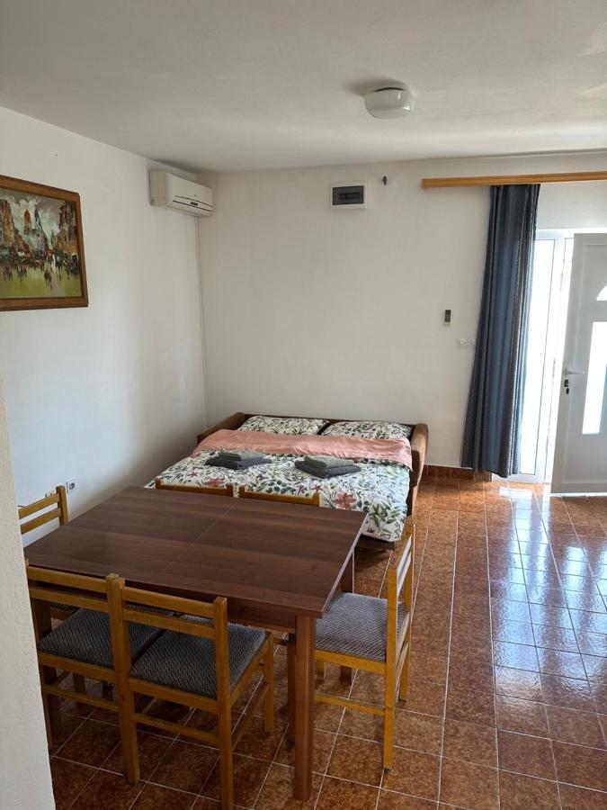 Apartmani Marko Novalja Zewnętrze zdjęcie