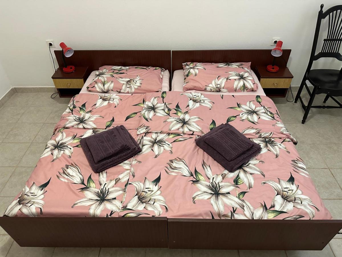 Apartmani Marko Novalja Zewnętrze zdjęcie