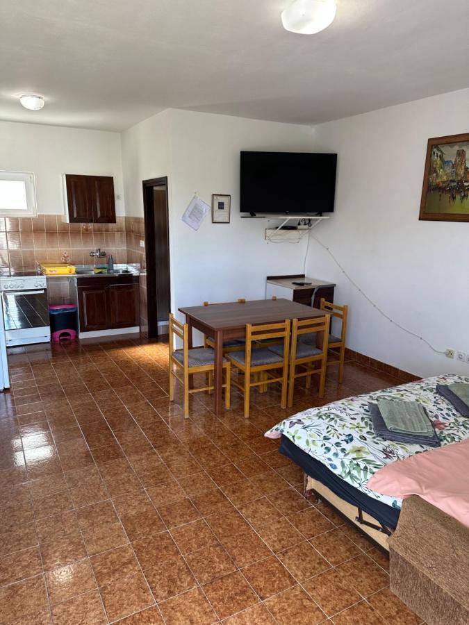 Apartmani Marko Novalja Zewnętrze zdjęcie