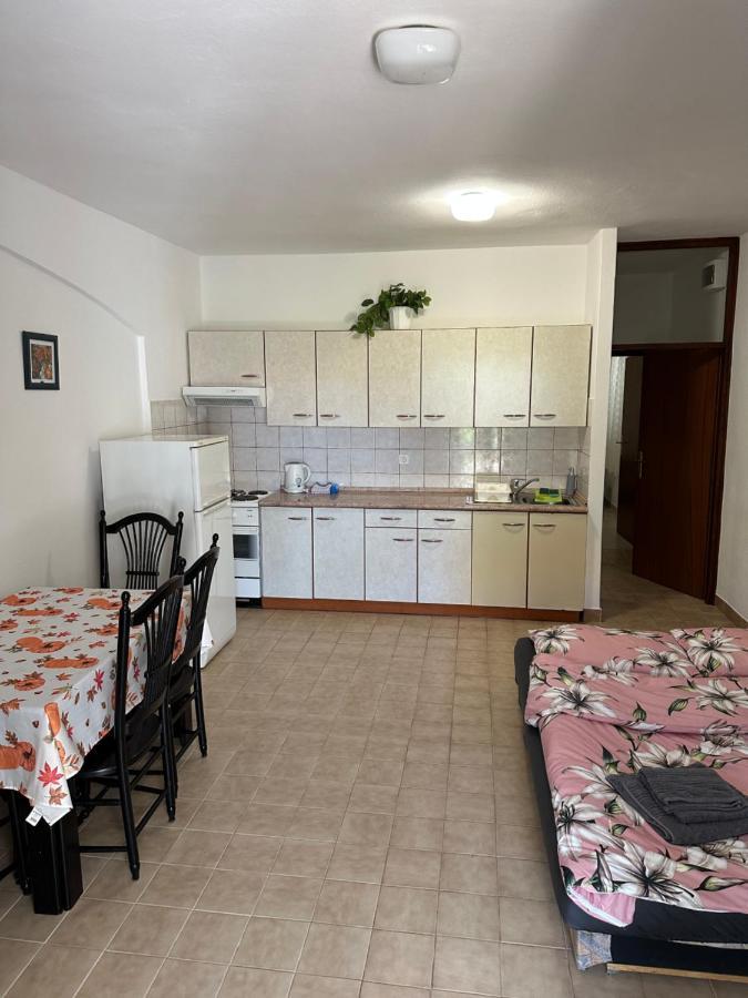 Apartmani Marko Novalja Zewnętrze zdjęcie