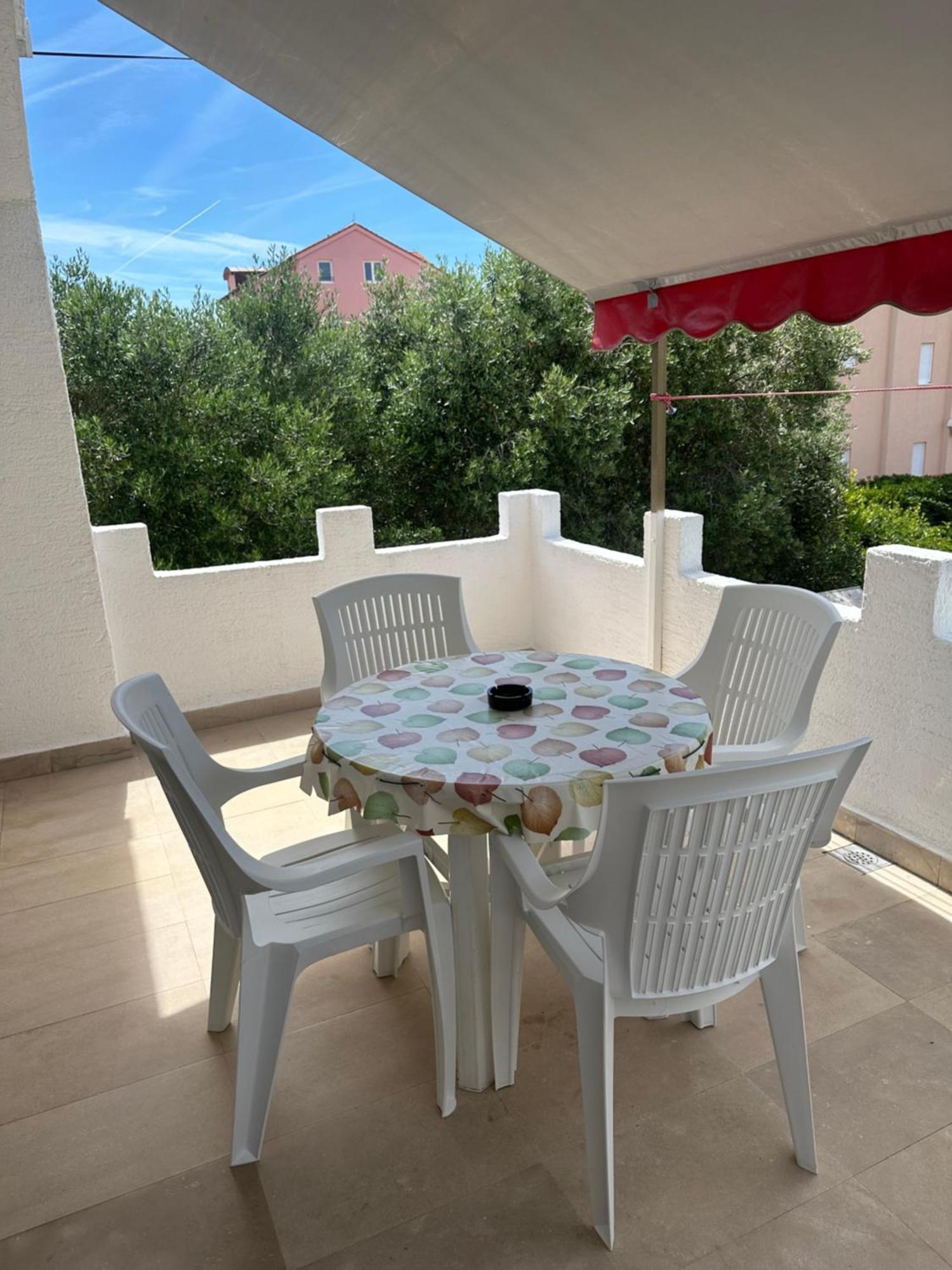 Apartmani Marko Novalja Zewnętrze zdjęcie