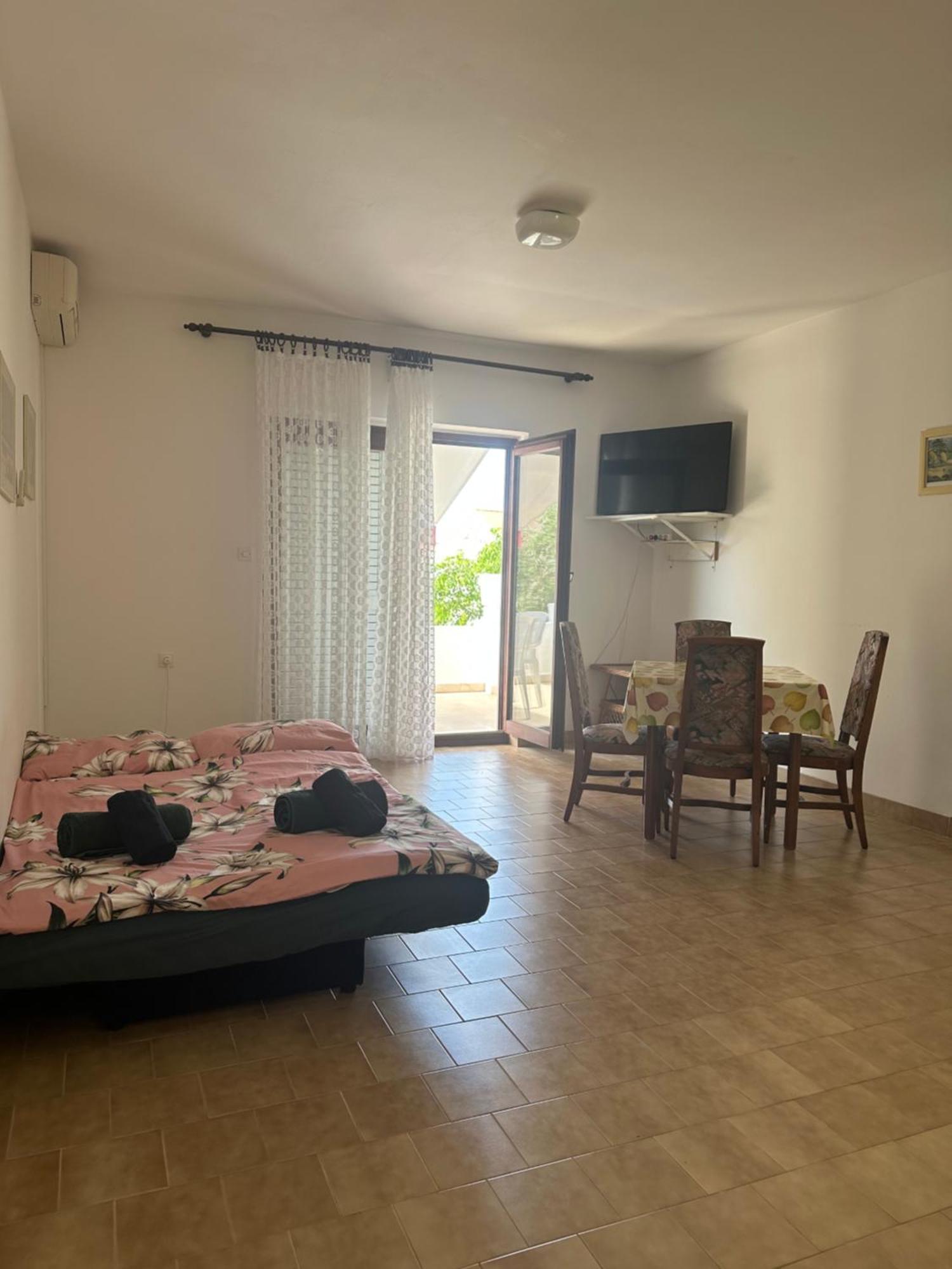 Apartmani Marko Novalja Zewnętrze zdjęcie